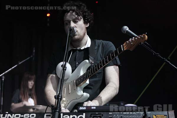 METRONOMY - 2010-10-30 - PARIS - CentQuatre - 